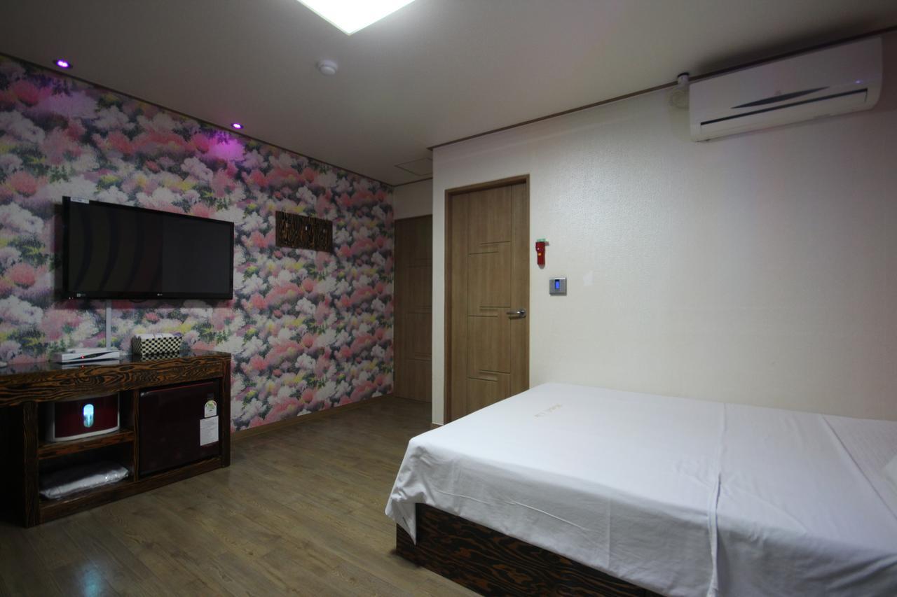 Hotel Lie Geoje Exterior foto