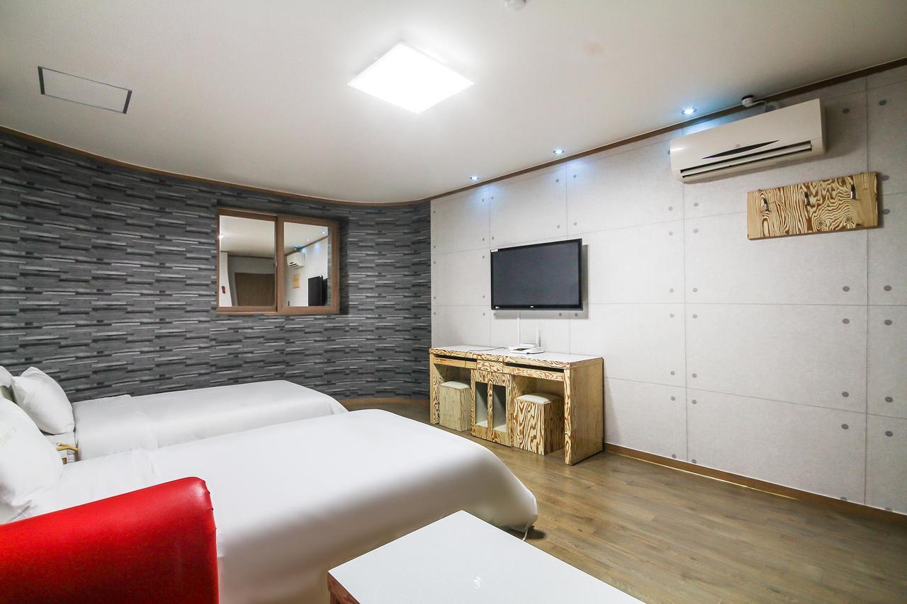 Hotel Lie Geoje Exterior foto