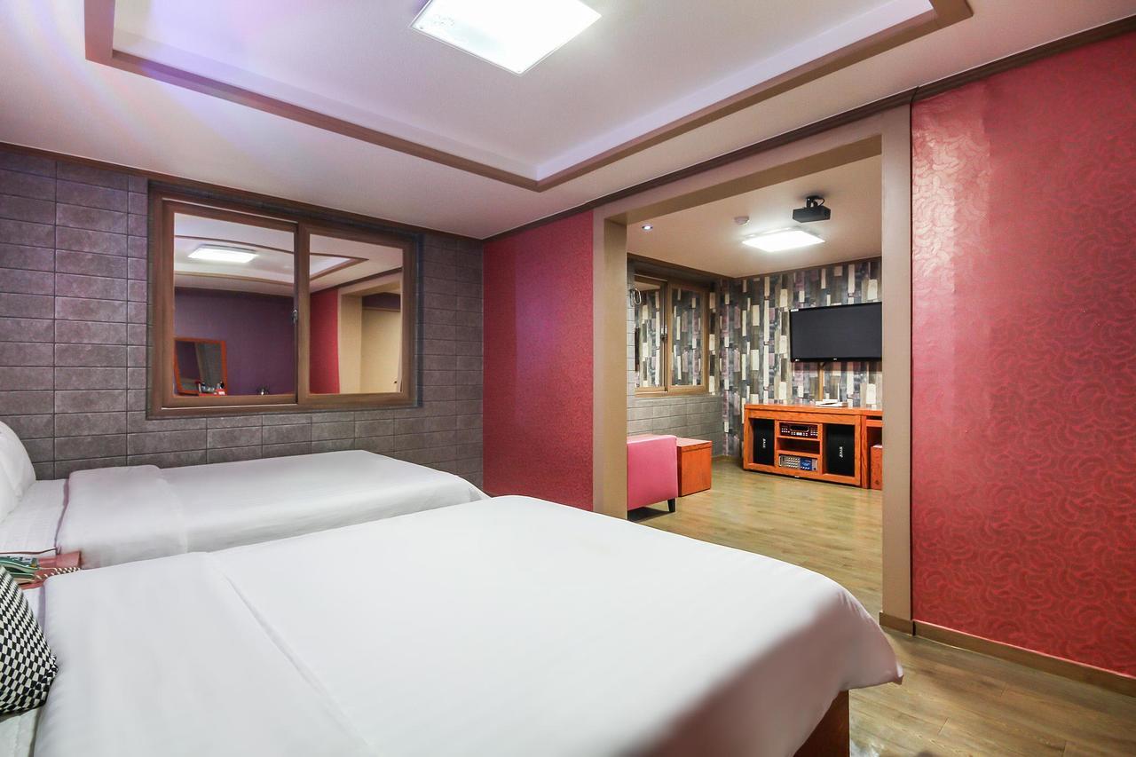 Hotel Lie Geoje Exterior foto